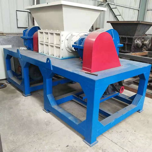 服裝撕碎機(jī)在環(huán)保產(chǎn)業(yè)中的應(yīng)用——聯(lián)德環(huán)保科技的創(chuàng)新之路