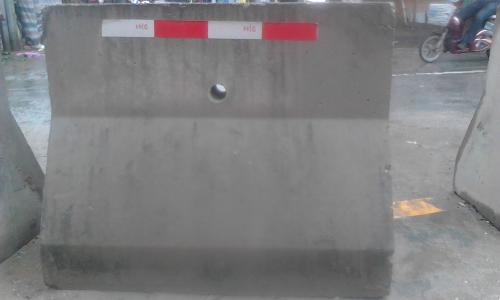 順建值得信賴 專業防撞水泥隔離墩廠家與水泥預制構件服務